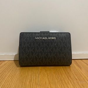 Michael Kors  wallet